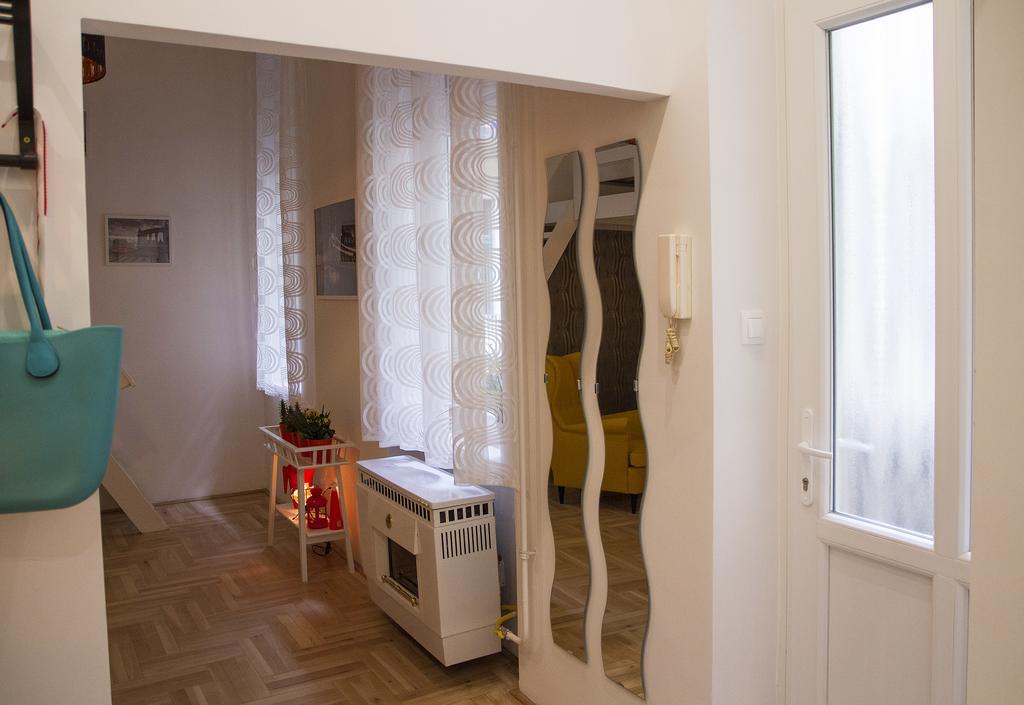 Lovag Apartman Budapest Luaran gambar