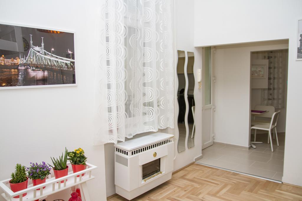 Lovag Apartman Budapest Luaran gambar