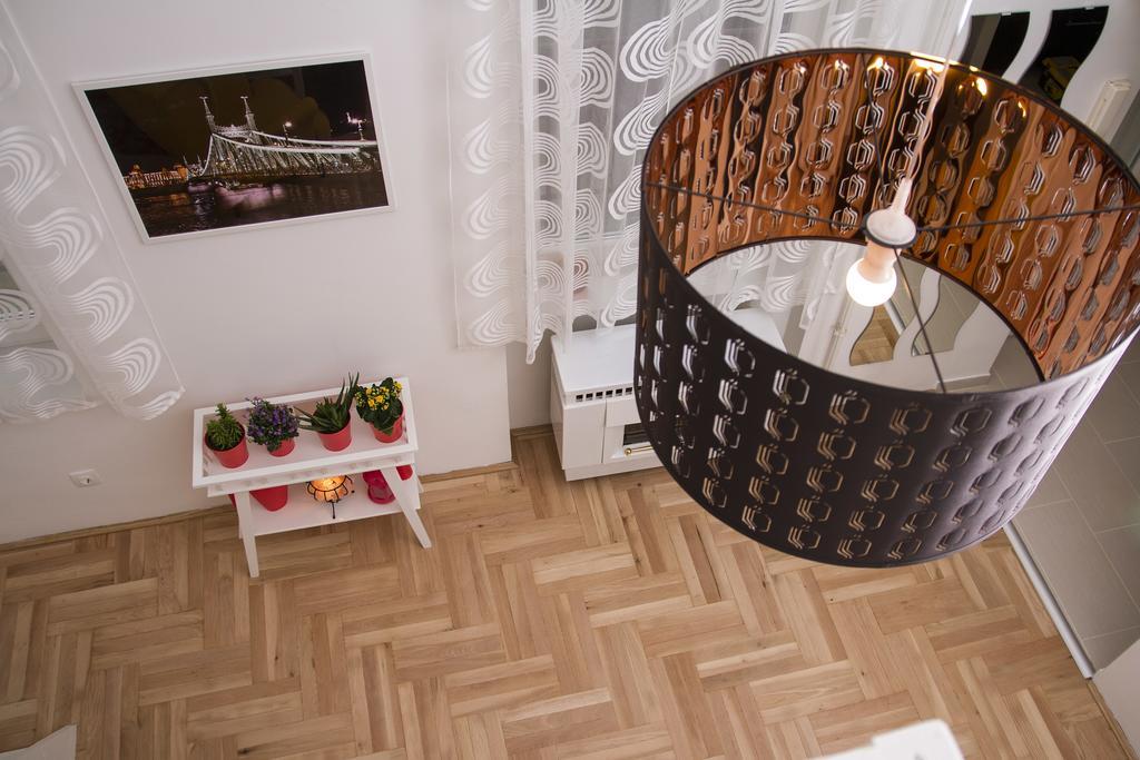 Lovag Apartman Budapest Luaran gambar