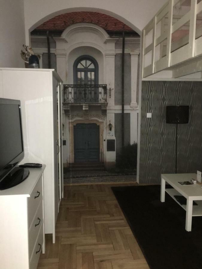 Lovag Apartman Budapest Luaran gambar